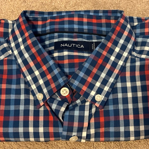 NAUTICA Shirts, Red Blue White Short Sleeves XL - Picture 7 of 7